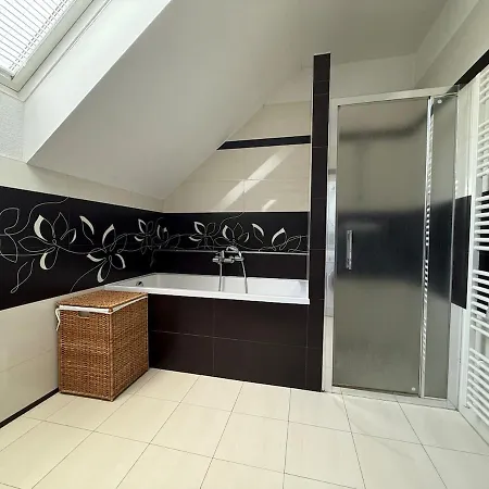 Olivia شقة بايموتْسْ